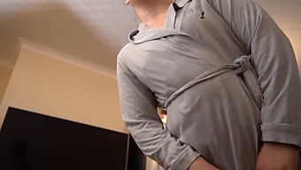 Stepson'S Jerking Leads To Intense Anal Seduction By Milf