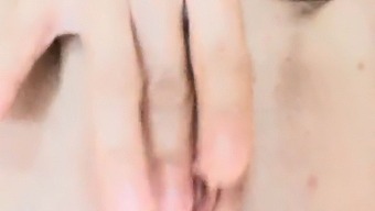 Sessione Di Piacere Con Una Mano Sola